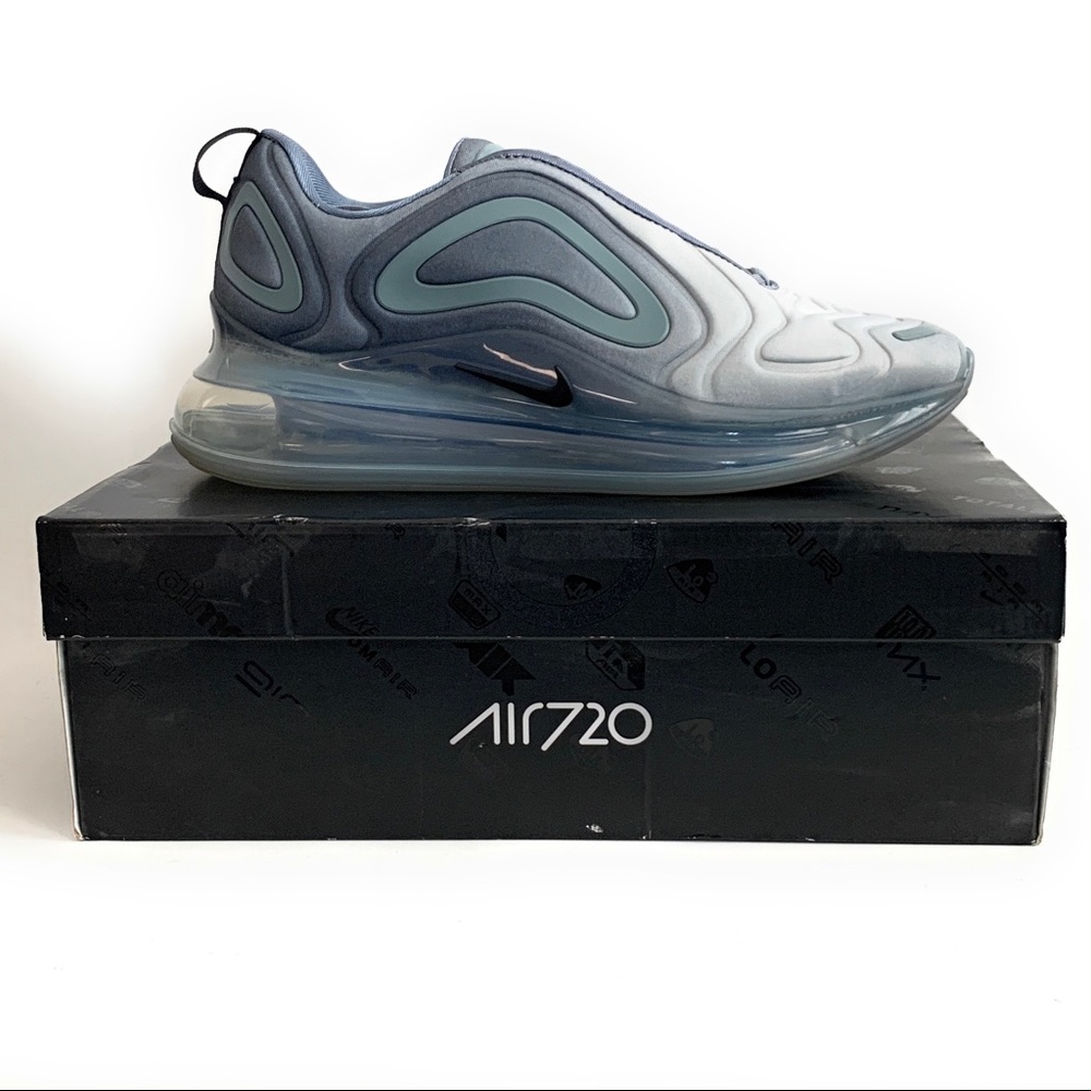 Nike Air Max 720 Wolf Grey Running Shoes Size 9